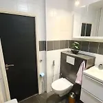 דירה 2P Neuf D Exception Eden Parc Piscine Pkg Clim Wifi אנטיב