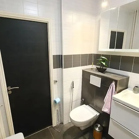 Appartement 2P Neuf D Exception Eden Parc Piscine Pkg Clim Wifi Antibes